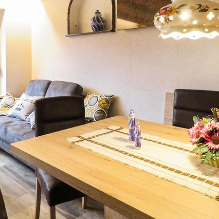 Amazing Apartment In Hinterweidenthal With Wifi Exterior foto